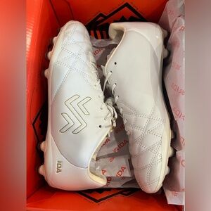 Ida Women’s Classica Soccer Cleats